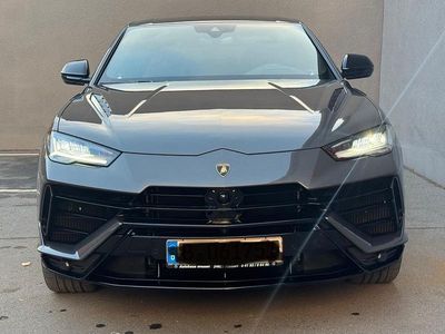 Grau Gebraucht 2024 Lamborghini Urus SUV | 289.999 €