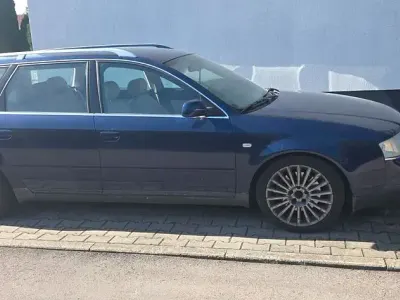 Gebraucht Audi A6 193 PS (141 kW) 2001 Blau Kombi