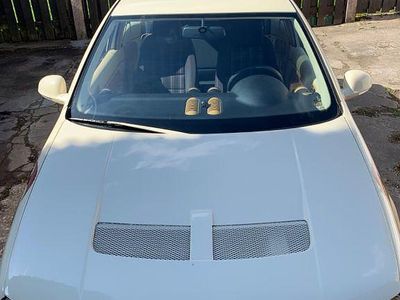 Usata VW Golf III Basis 75 CV (55 kW) 1999 Beige Berlina