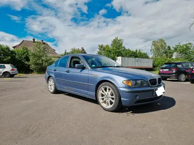 Gebraucht BMW 318 Basis 143 PS (105 kW) 2002 Grau Limousine