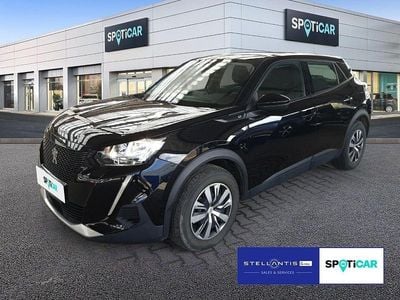 Gebraucht Peugeot e-2008 Active 100 kW (136 PS) 2022 Schwarz SUV