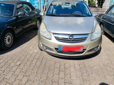 Gebraucht Opel Corsa 89 PS (65 kW) 2007 Silber Kleinwagen