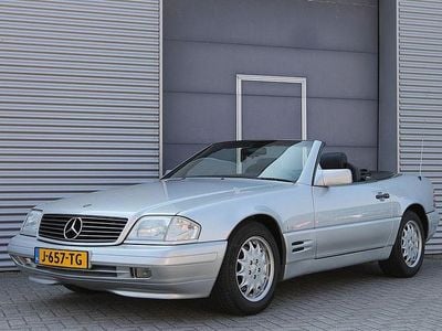 Usata Mercedes SL280 194 CV (142 kW) 1996 Argento Cabrio