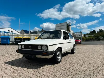 Gebraucht VW Golf I 50 PS (36 kW) 1983 Weiß Kleinwagen