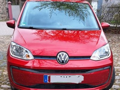 Second-hand VW e-up! Style 61 kW (83 CP) 2021 Roșu Hatchback