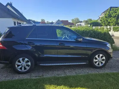 Gebraucht Mercedes ML350 259 PS (190 kW) 2014 Schwarz SUV