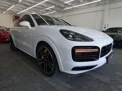 Reinweiß (pure white) Gebraucht 2020 Porsche Cayenne Coupe Sport Coupé | 86.999 € (Teuer)