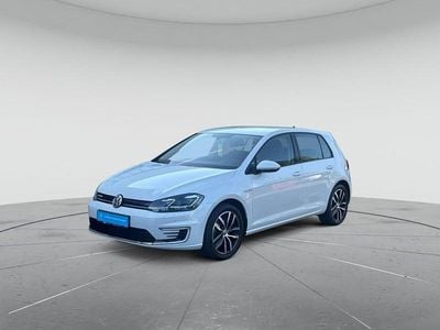 Gebraucht VW e-Golf 100 kW (136 PS) 2020 Oryxwhite perlmuteffekt Kleinwagen
