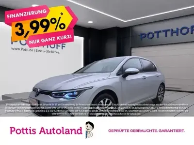 Gebraucht VW Golf VIII Active 150 PS (110 kW) 2023 Reflexsilber metallic Limousine