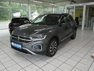 Gebraucht VW T-Roc Cabriolet Style 150 PS (110 kW) 2025 Grau SUV
