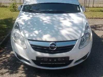 Gebraucht Opel Corsa Edition 80 PS (58 kW) 2008 Weiß Kleinwagen