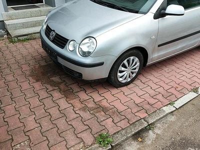 VW Polo