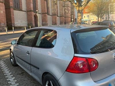 Second-hand VW Golf IV 150 CP (110 kW) 2005 Argintiu Hatchback