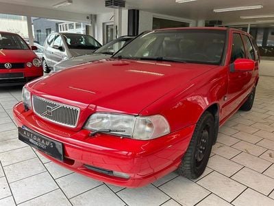 Gebraucht Volvo V70 193 PS (141 kW) 1998 Rot Kombi