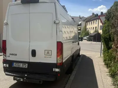 Gebraucht Iveco Daily 145 PS (106 kW) 2014 Van