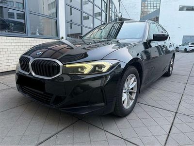 Usata BMW 320 Sport Line 190 CV (139 kW) 2023 Nero Station wagon