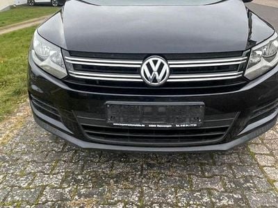 Usata VW Tiguan Trendline 122 CV (89 kW) 2014 Nero SUV