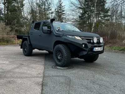 Używany Mitsubishi L200 150 KM (110 kW) 2020 Szary Pickup