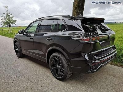 Ny VW Tiguan R-line 150 HK (110 kW) 2026 Svart SUV