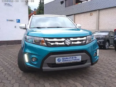 Gebraucht Suzuki Vitara Comfort+ 120 PS (88 kW) 2017 Grün SUV