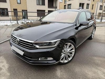 Schwarz Gebraucht 2015 VW Passat Highline Kombi | 12.900 € (Guter Preis)