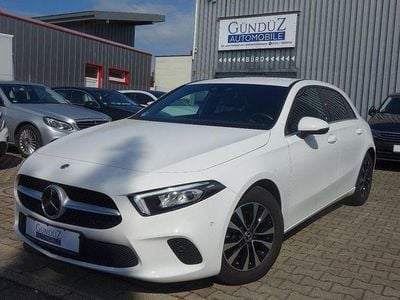 Weiß Gebraucht 2022 Mercedes A200 Style Limousine | 23.995 € (Guter Preis)