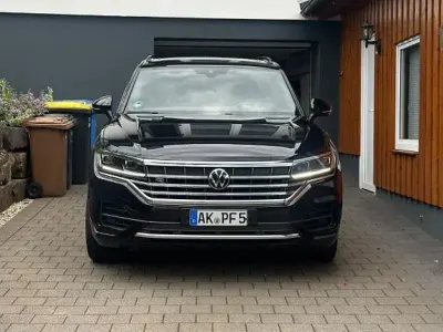 Gebraucht VW Touareg R-line 340 PS (250 kW) 2022 Schwarz SUV