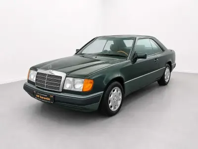 Gebraucht Mercedes 230 132 PS (97 kW) 1989 Grün Coupé
