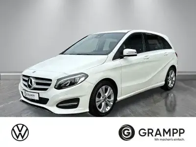 Gebraucht Mercedes B200 Style 156 PS (114 kW) 2018 Weiß Kleinwagen