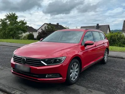 Gebraucht VW Passat 120 PS (88 kW) 2015 Rot Kombi