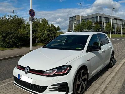 gebraucht VW Golf VII GTI Performance Dynamic Light/Keyless/Kam.