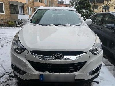 Weiß Gebraucht 2011 Hyundai ix35 SUV | 5.900 € (Guter Preis)