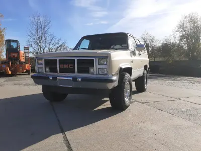 Używany GMC Jimmy 230 KM (169 kW) 1985 SUV