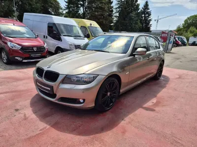 Gebraucht BMW 320 Sport Line 177 PS (130 kW) 2010 Braun Limousine