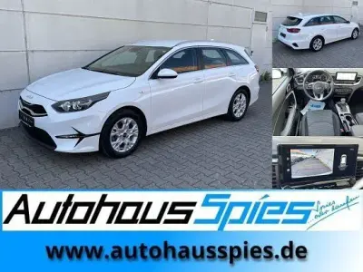 Gebraucht Kia Ceed Sportswagon Vision 136 PS (100 kW) 2024 (wd) cararraweiss Kombi