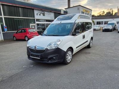 Gebraucht Opel Combo Selection 120 PS (88 kW) 2018 Weiß Van / Kleinbus