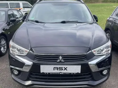 Gebraucht Mitsubishi ASX Edition 150 PS (110 kW) 2017 Pantherschwarz (p) SUV