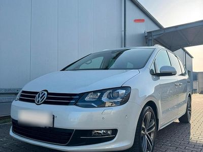 Second-hand VW Sharan 2016 Alb Monovolum