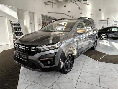 Gebraucht Dacia Jogger Extreme 140 PS (102 kW) 2024 Grau Van / Kleinbus
