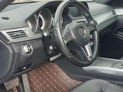 Mercedes E200