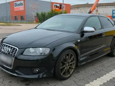 Gebraucht Audi S3 265 PS (194 kW) 2006 Schwarz Kleinwagen