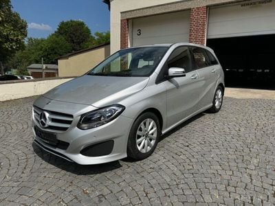 Mercedes B200