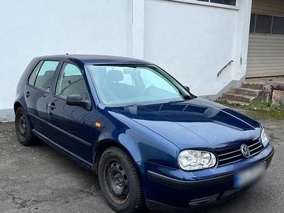 Gebraucht VW Golf IV 101 PS (74 kW) 1999 Blau Kleinwagen