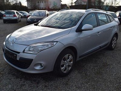 Gebraucht Renault Mégane GrandTour Expression 106 PS (77 kW) 2010 Grau Kombi