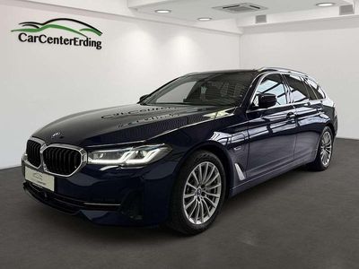 Gebraucht BMW 520 204 PS (150 kW) 2022 Tansanitblau Kombi