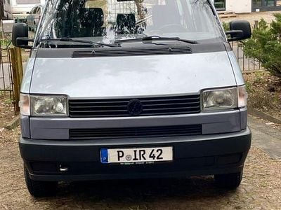 Grau Gebraucht 1995 VW T4 Van | 5.999 €