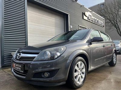 Gebraucht Opel Astra 140 PS (102 kW) 2008 Grau Limousine