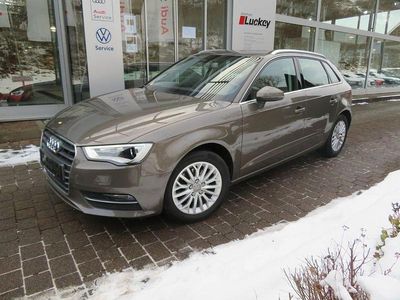 Gebraucht Audi A3 Ambiente 125 PS (91 kW) 2016 Grau Limousine