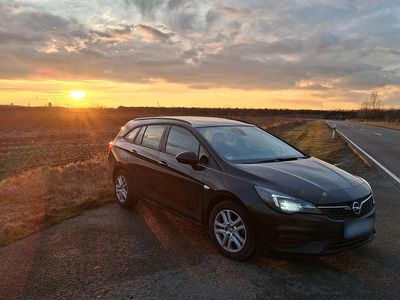Usata Opel Astra 125 CV (91 kW) 2021 Nero Station wagon
