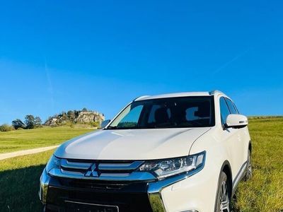 gebraucht Mitsubishi Outlander 2.2 DI-D Edition 100+ 4WD Automatik